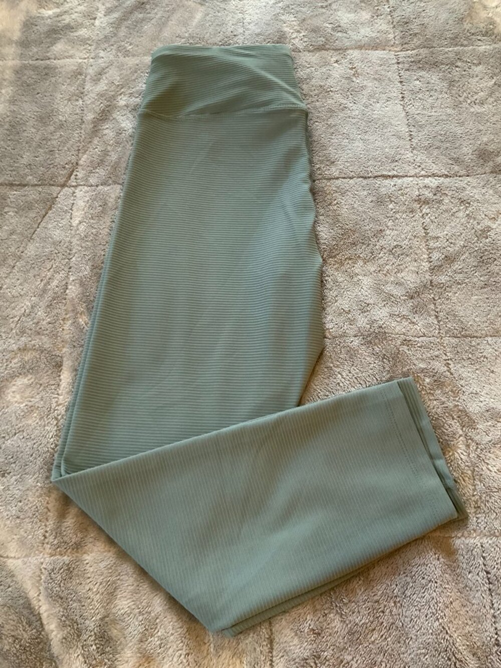 Avia Women's Juniors Size M Gray Ribbed Cropped Leggings (1325)